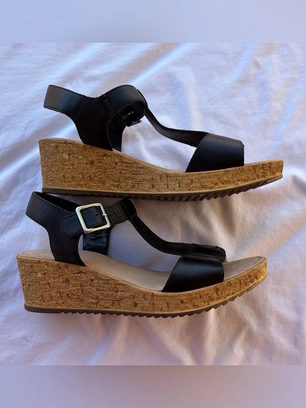 Clarks classic wedge